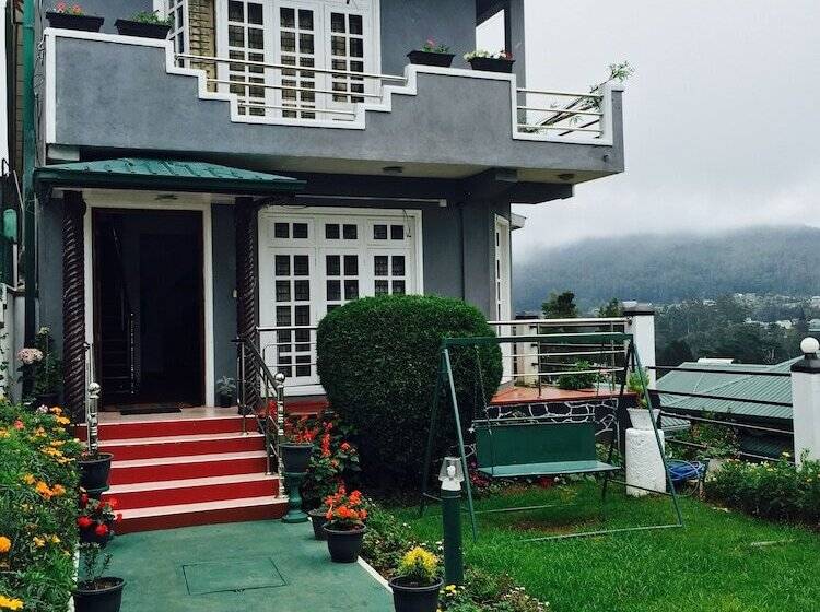 Пансион New Royal Mount