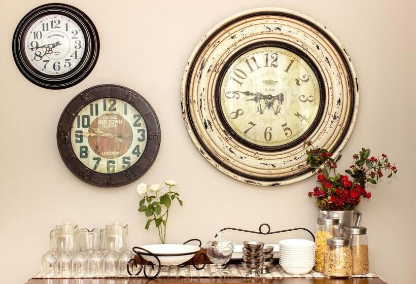 פנסיון Stone Olive