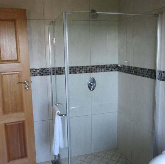 پانسیون Stone Olive