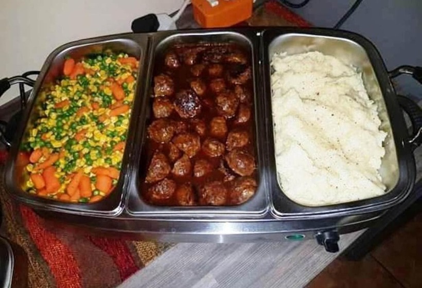 פנסיון Sunset Manor Guest House