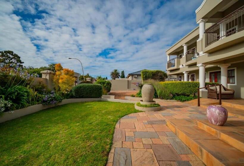 פנסיון The Mandyville Jeffreys Bay