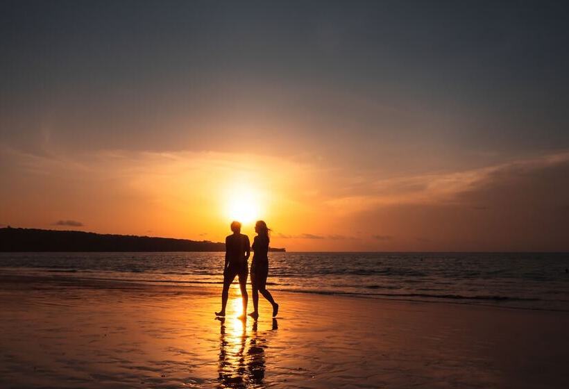 Курорт Fox Hotel Jimbaran Beach