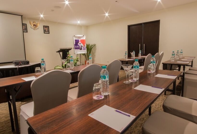 Курорт Fox Hotel Jimbaran Beach