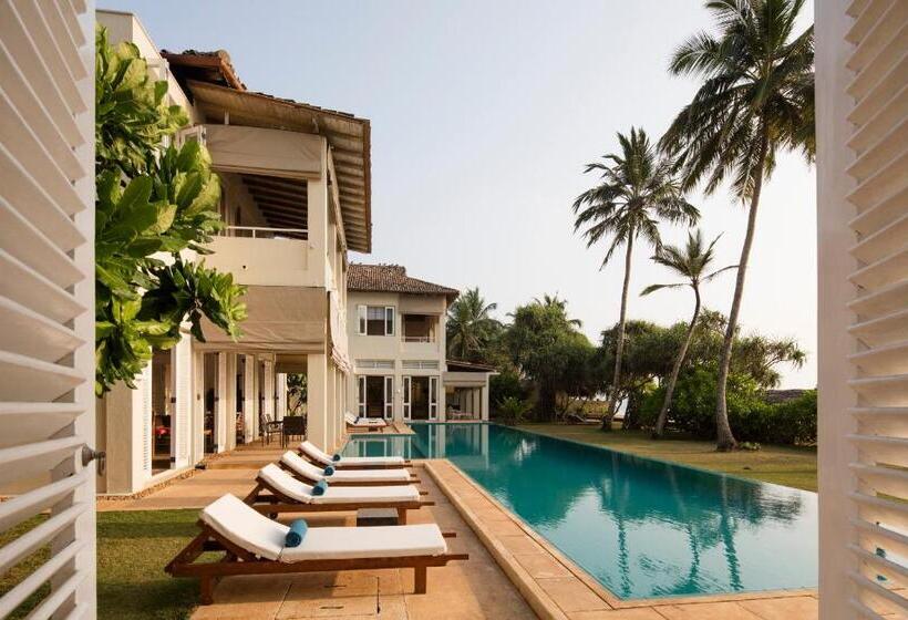 Sri Villas