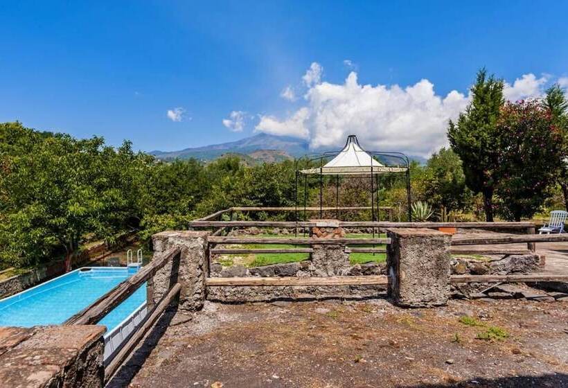 Villa Bonaccorso Antica E Maestosa Villa Con Piscina Ai Piedi Dell Etna