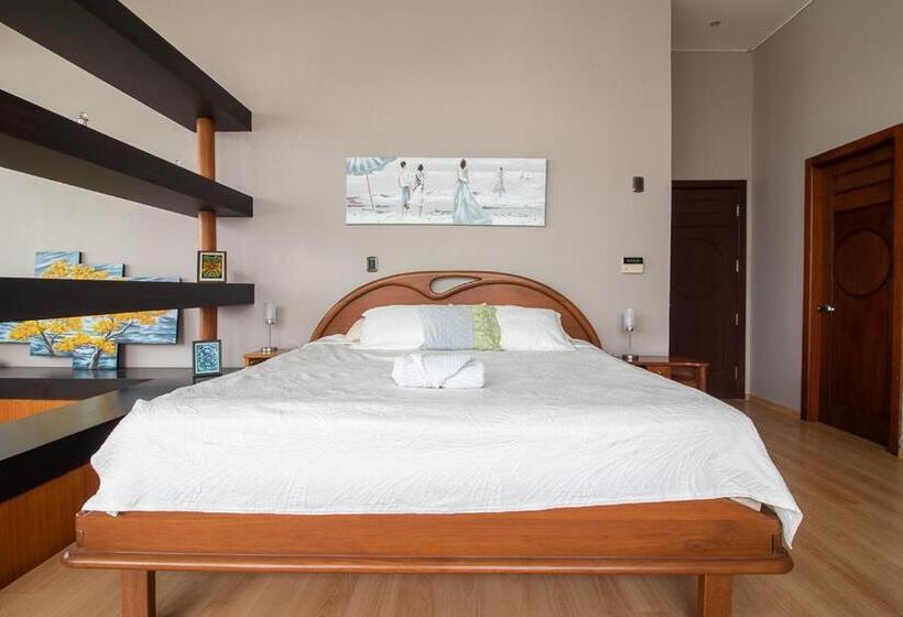 200 M2   Puerto Santa Ana   3 Habitaciones