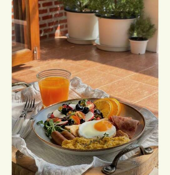 Общежитие November พฤศจิกายน