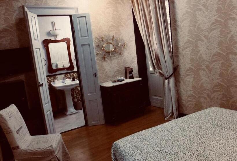 مبيت وإفطار La Meridiana D Alba