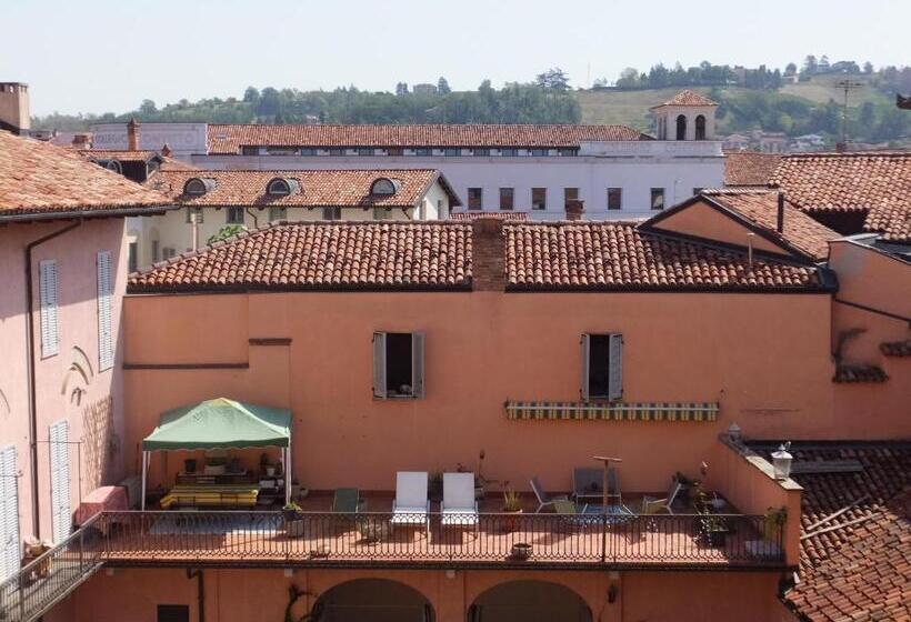 مبيت وإفطار La Meridiana D Alba