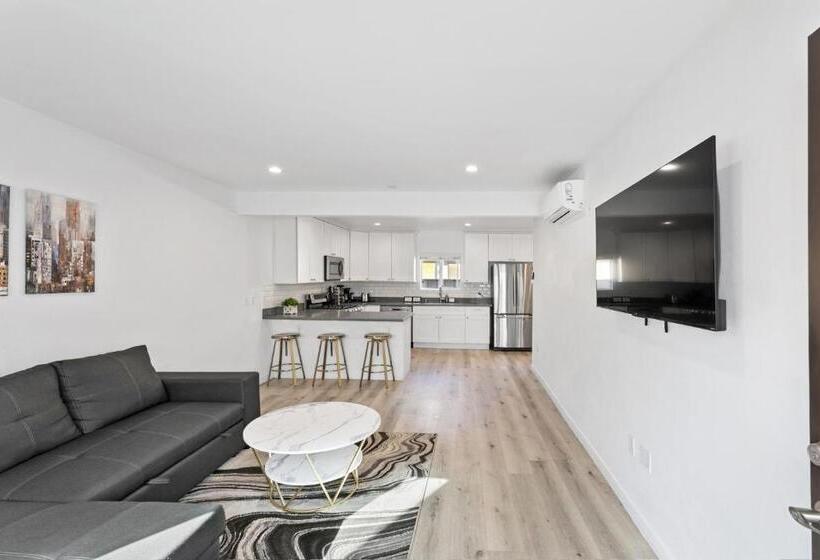 مبيت وإفطار Muirfield Chic City Bungalow With Parking