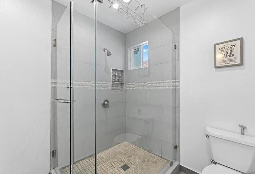צימר Muirfield Chic City Bungalow With Parking