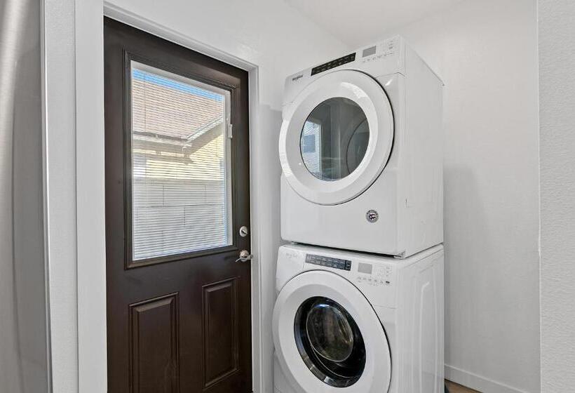 مبيت وإفطار Muirfield Chic City Bungalow With Parking