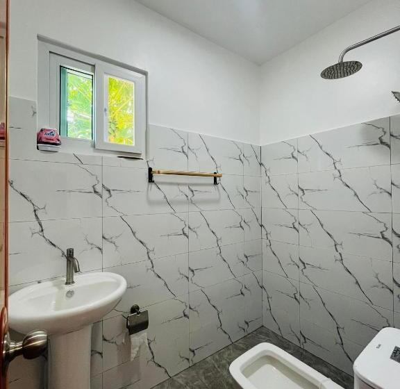 تختخواب و صبحانه Tide S And Tale Rentals