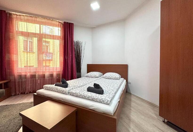 Central Seasons Design Apartments