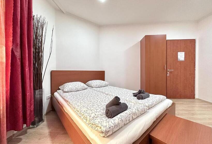 Central Seasons Design Apartments