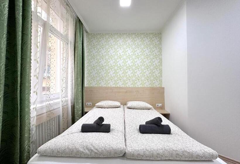 Central Seasons Design Apartments