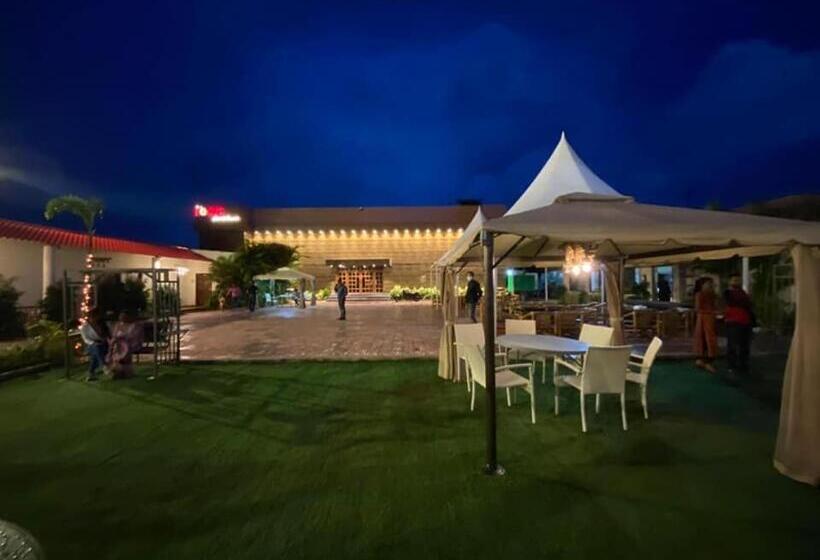 Focus Club And Resort