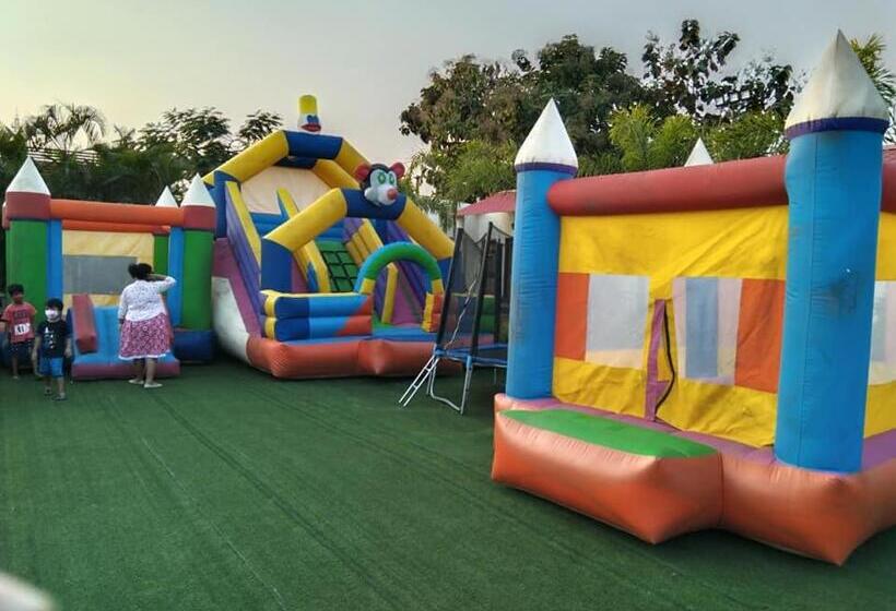 Focus Club And Resort