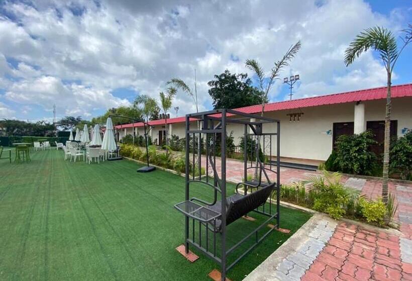 Focus Club And Resort