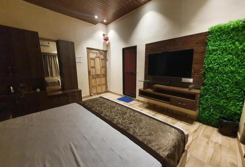 Focus Club And Resort