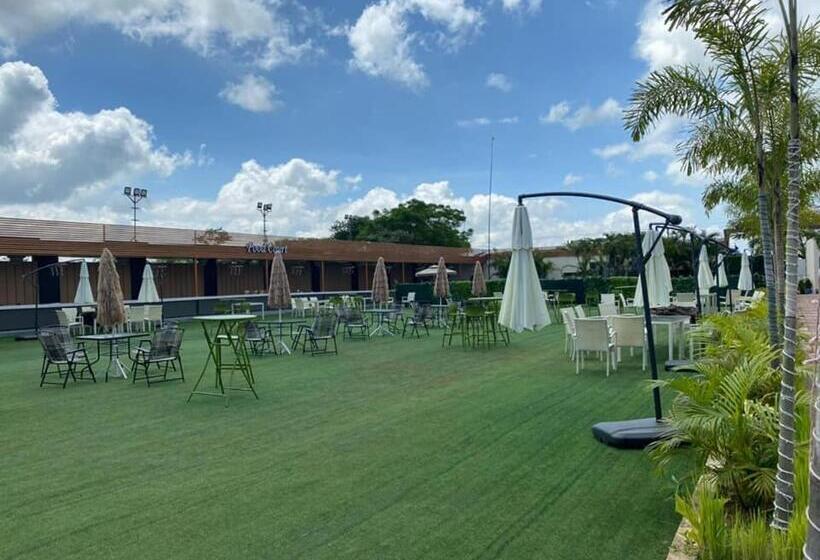 Focus Club And Resort