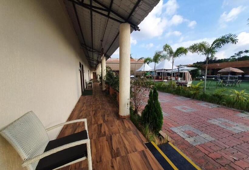 Focus Club And Resort