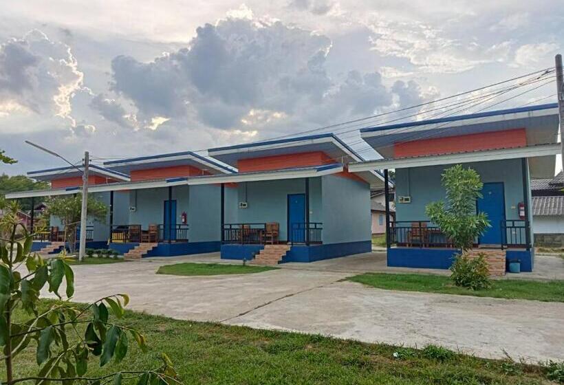 Hotel หม่อนเมือง รีสอร์ท