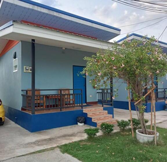 Hotel หม่อนเมือง รีสอร์ท