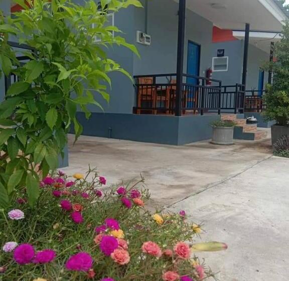 Hotel หม่อนเมือง รีสอร์ท