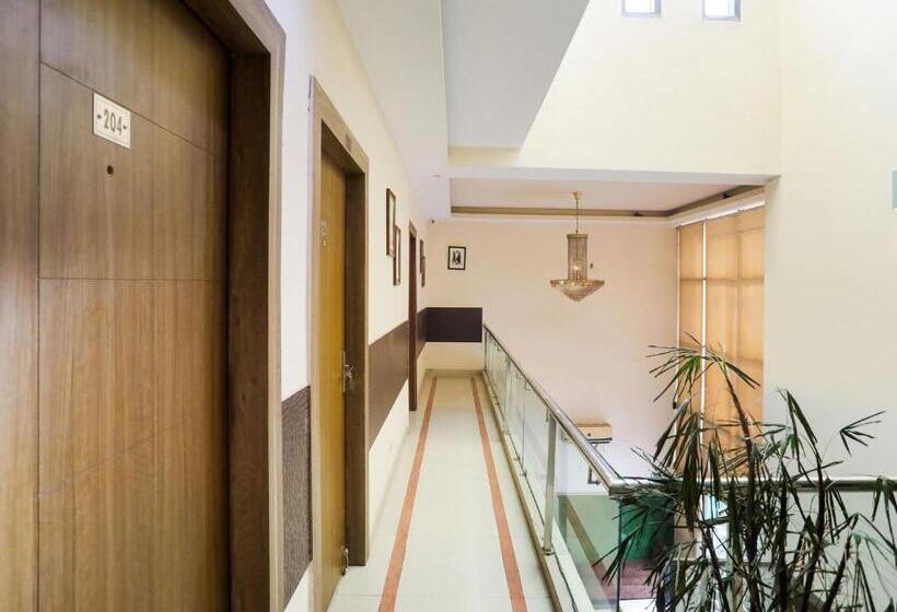 Hotel Collection 80749 O Sagar Inn