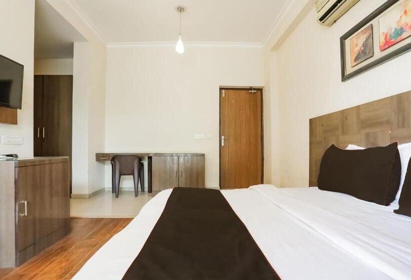 호텔 Collection 80749 O Sagar Inn