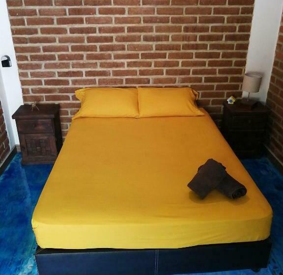 هتل کپسول Ave Fenix