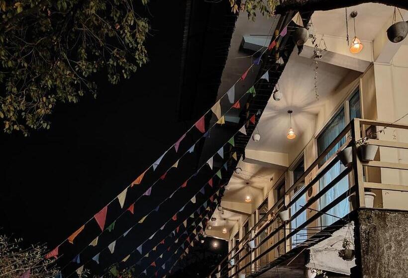 فندق Dobaati By  Lake & Woods