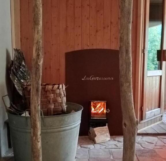 בית מלון כפרי Lagaressina Suite Anna   Jacuzzi & Spa