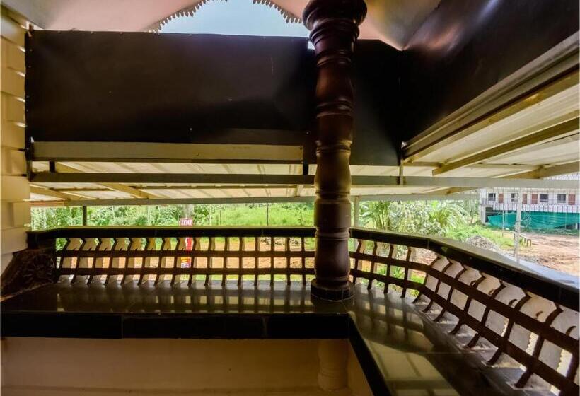 ホテル O Aiswarya Residency