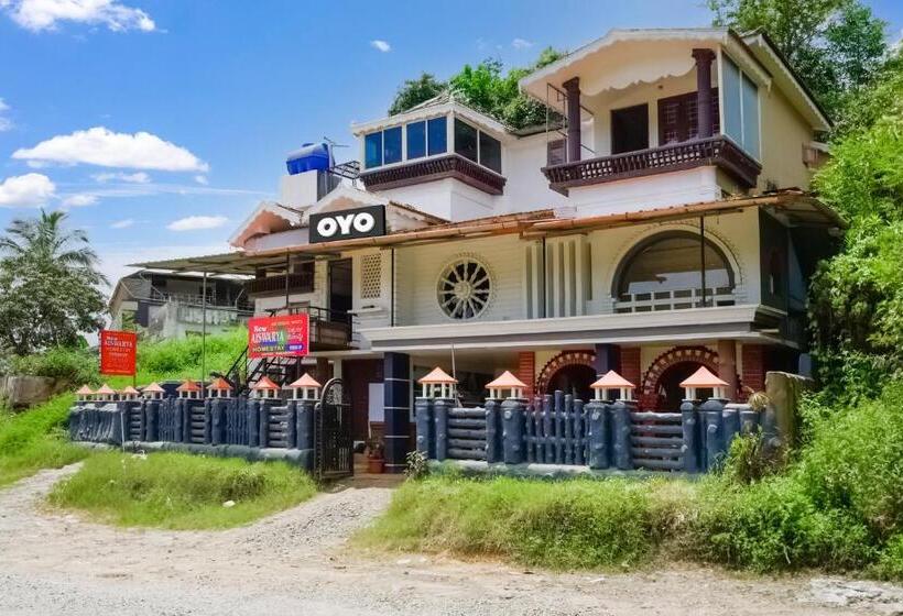 ホテル O Aiswarya Residency