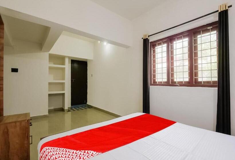 ホテル O Aiswarya Residency