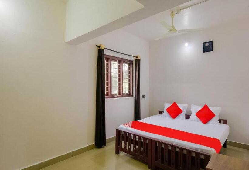 ホテル O Aiswarya Residency