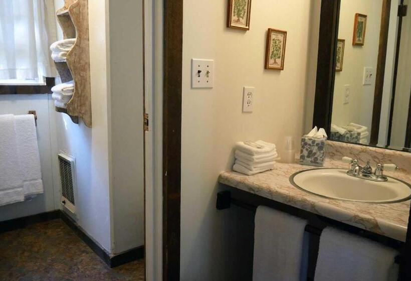 فندق Race Brook Lodge