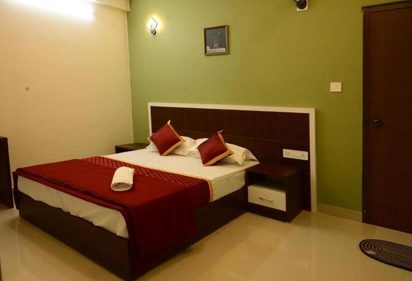 호텔 The Green Room Tourist Home