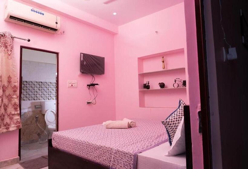 בית מלון כפרי The New View