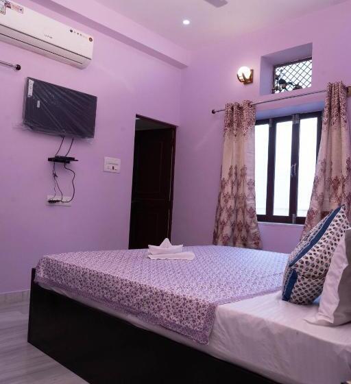 בית מלון כפרי The New View