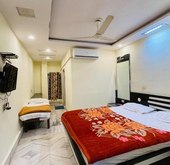 Отель Mount Abu Spring Valley