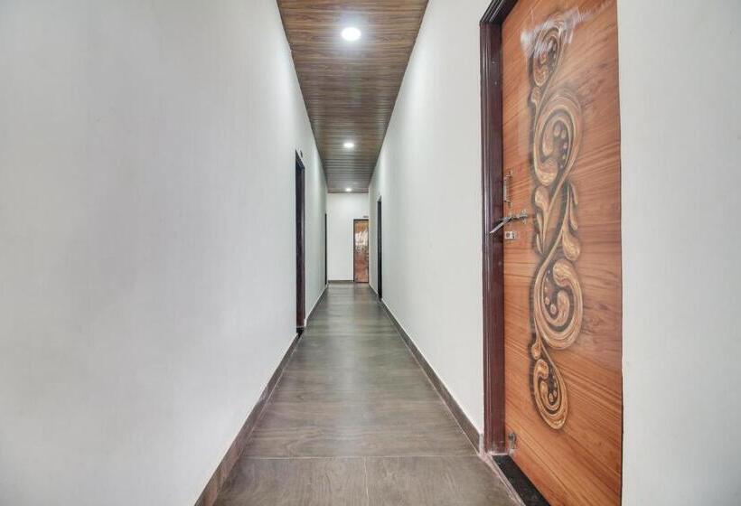 בית מלון כפרי Goyal Inn