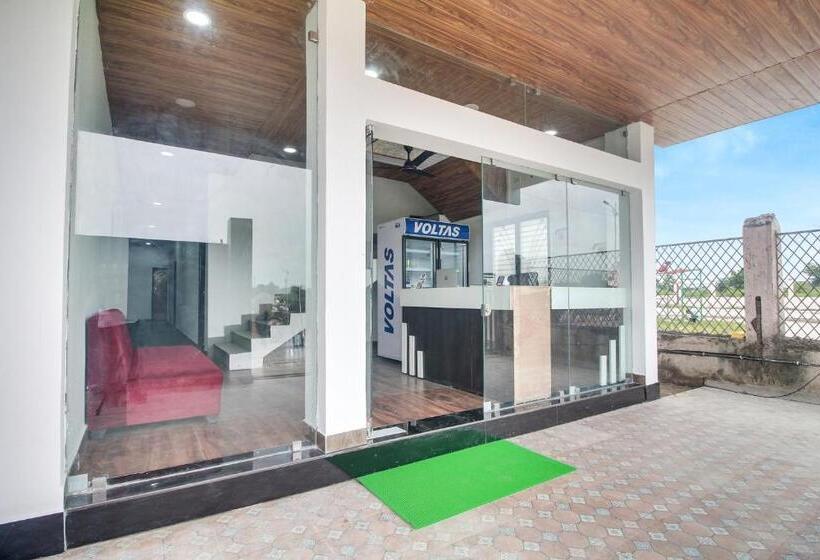 בית מלון כפרי Goyal Inn