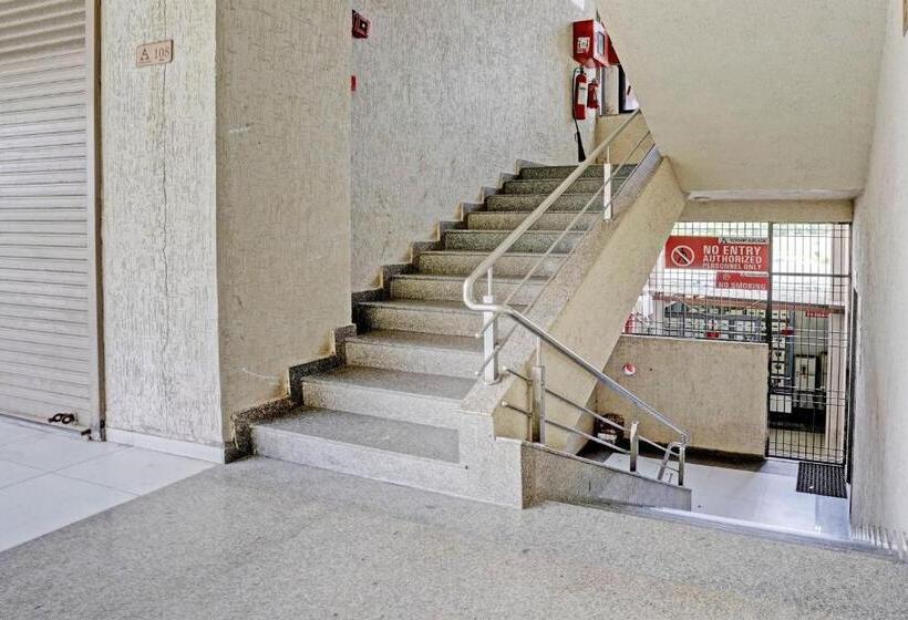 Oyo Flagship Hotel Laksh View