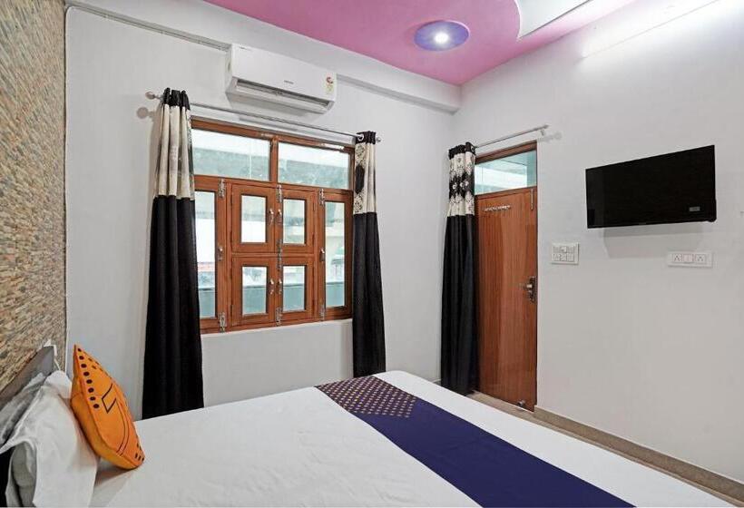 Oyo Flagship Hotel The Grand Classic