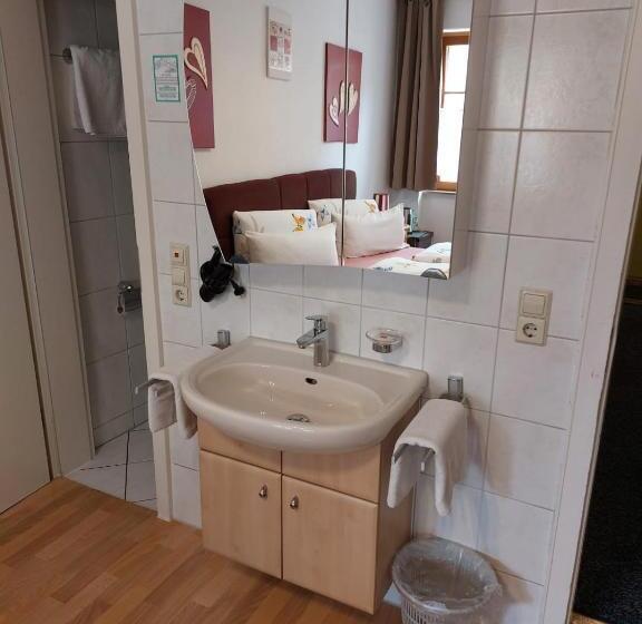 펜션 Schwabenstuben Doppelzimmer