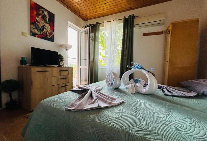 Пансион South Point, резово