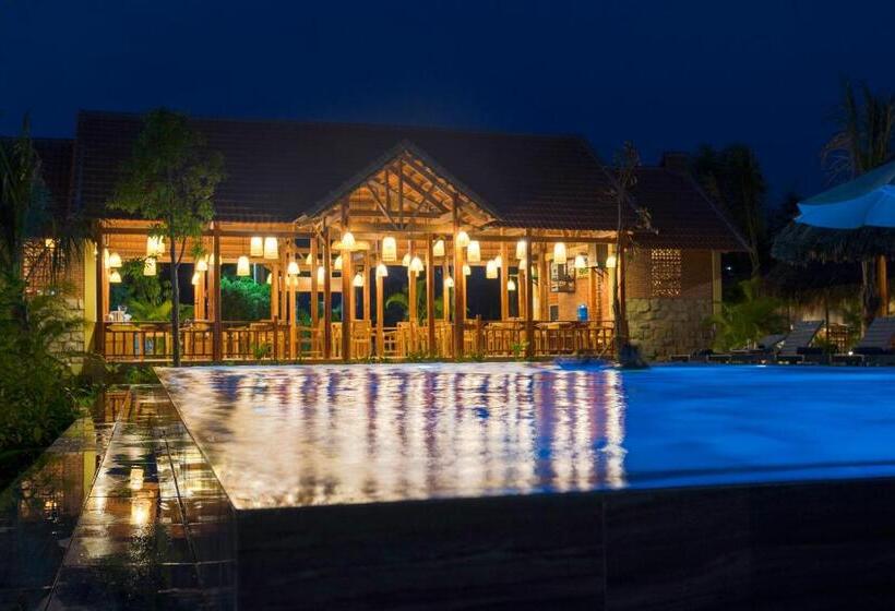 استراحتگاه Phu Quoc Island Lodge